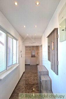 Prízemný rodinný dom v širšom centre mesta Lučenec. - 2