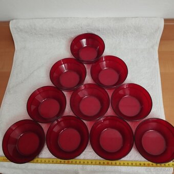 RETRO misky z umelej hmoty - 2