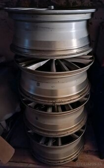 alu kolesá SUZUKI - 2