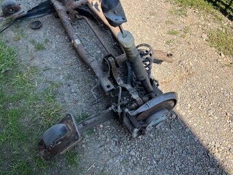 Zadná náprava Volkswagen Touran - 2