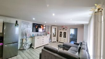 Rodinný dom s prístavbou - 2