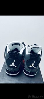 Jordan 4 Retro "Fear" - 2