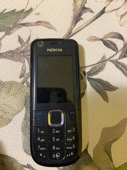 Nokia 3kusi a Samsung - 2
