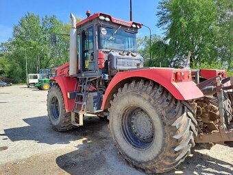 Kĺbový kolesový traktor Kirovec K744 - 2