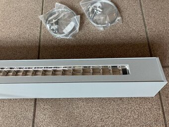 Lineárne LED svietidlo 114 cm / 43 W - 2