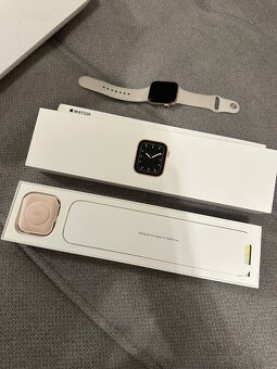 Apple Watch 5, rosegold, 44mm - 2