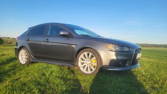 Mitsubishi lancer 1.8 sportback - 2