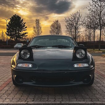 Mazda MX-5 NA Miata 1.6 85kw - 2