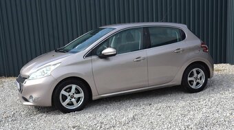 Peugeot 208 1.6 VTi, JBL hudba - 2