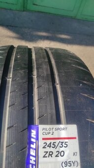Michelin 245/35r20 letné - 2