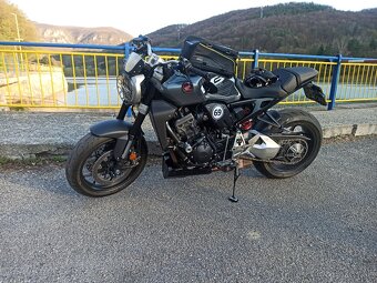 Honda CB1000r - 2
