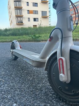 Xiaomi Mi electric scooter 3 - 2
