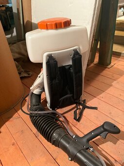 Motorovy rosic STIHL SR430 - 2