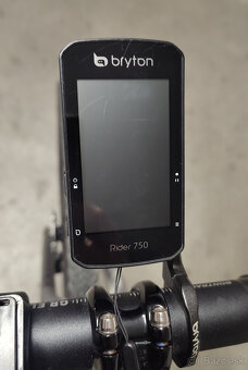 Cyklopočítač Bryton Rider 750 - 2