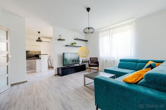 Na prenájom 2-izbový zariadený byt, balkón, klimatizácia, Če - 2