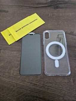 Predám obaly a sklá Iphone 11 PRO / XS - 2