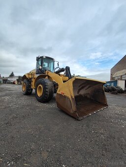 Čelný nakladač New Holland w270 - 2