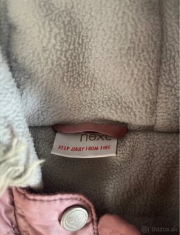 Dievcenska ruzova bunda Next 86 s kapucnou - 2