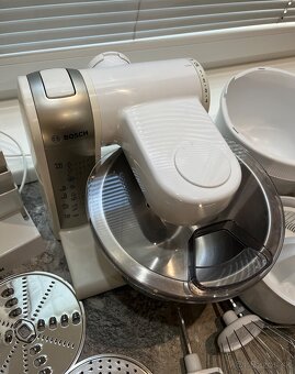 Bosch mum 4880/05 600W kuchynský robot - 2