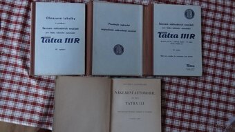 Predám retro knihy-Tatra 111 údržba a katalóg nd,z r.1956 - 2