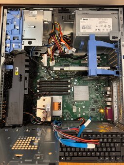 Intel Xeon + NVIDIA Quadro RTX 4000 - 2