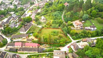 Gemerská Poloma - 1.701 m2 POZEMOK NA RD - 10 minút od RV - 2