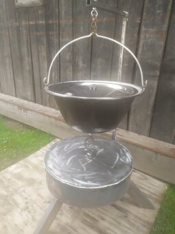 Predám záhradný gril - 2