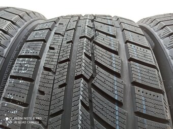 zimne pneu 225/50 R17 - 2