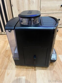 Predám automatický kávovar KRUPS EA81 - 2