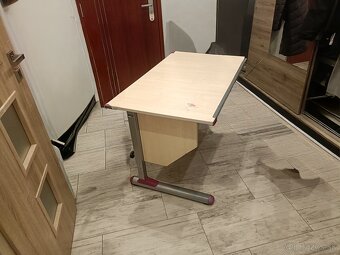 Darujem písací stôl - 2
