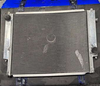 Športový chladič FMIC - 2