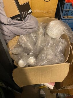 Predám plastové jedálenské veci - 2