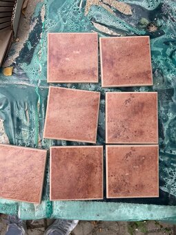 Keramické dlaždice – nové, 15×15 cm - 2