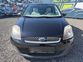 Ford Fiesta 1.3 Ambiente - 2