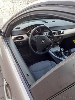 BMW 318i - 2
