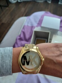 Zlate hodinky Michael Kors - 2