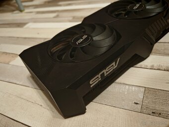 Grafická karta ASUS dual rx 5700 xt 8GB GDDR6 - 2