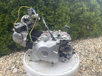 Predám diely na minibike / minicross motorku - 2