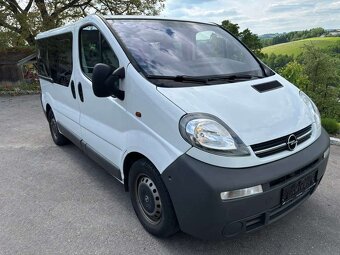 Opel vivaro 1.9 cdti 74kw rok 2005 9miestne biele - 2