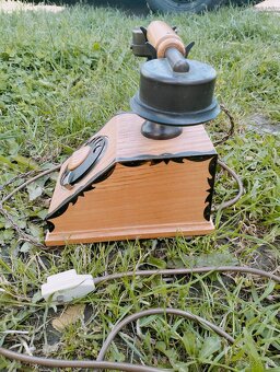 Tesla telefon - 2