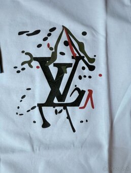 Louis Vuitton Paris - 2