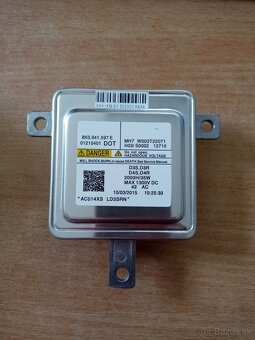 Riadacia jednotka xenonu D3S 8K0 941 597 - 2