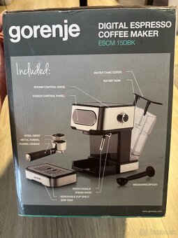 Gorenje - Digital Espresso Coffee Maker - ESCM 15DBK - 2