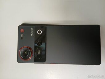 Predam/Vymenim ZTE nubia z70 ultra 12/256 gb 550€ - 2