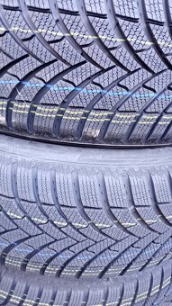 215/55 R18 XL zimné pneumatiky Semperit - 2