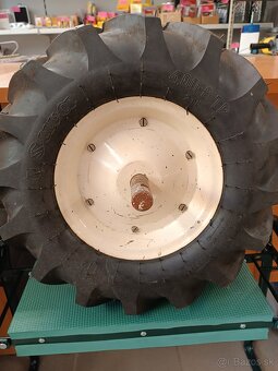 Kolosá na malotraktor - 2