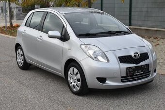 Toyota Yaris 1.3 VVT-I Sol MMT - 2