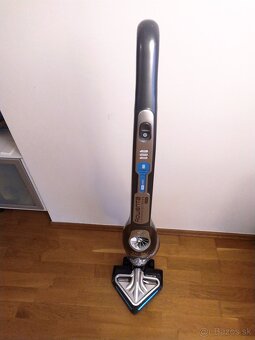 VYSÁVAČ TYČOVÝ EXTREME CYCLONIC ROWENTA - 2