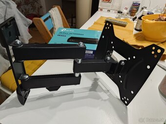 Držiak na Tv Hama - 2