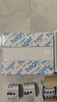 Podomietkový elektrický rozvádzač komplet s poistkami - 2